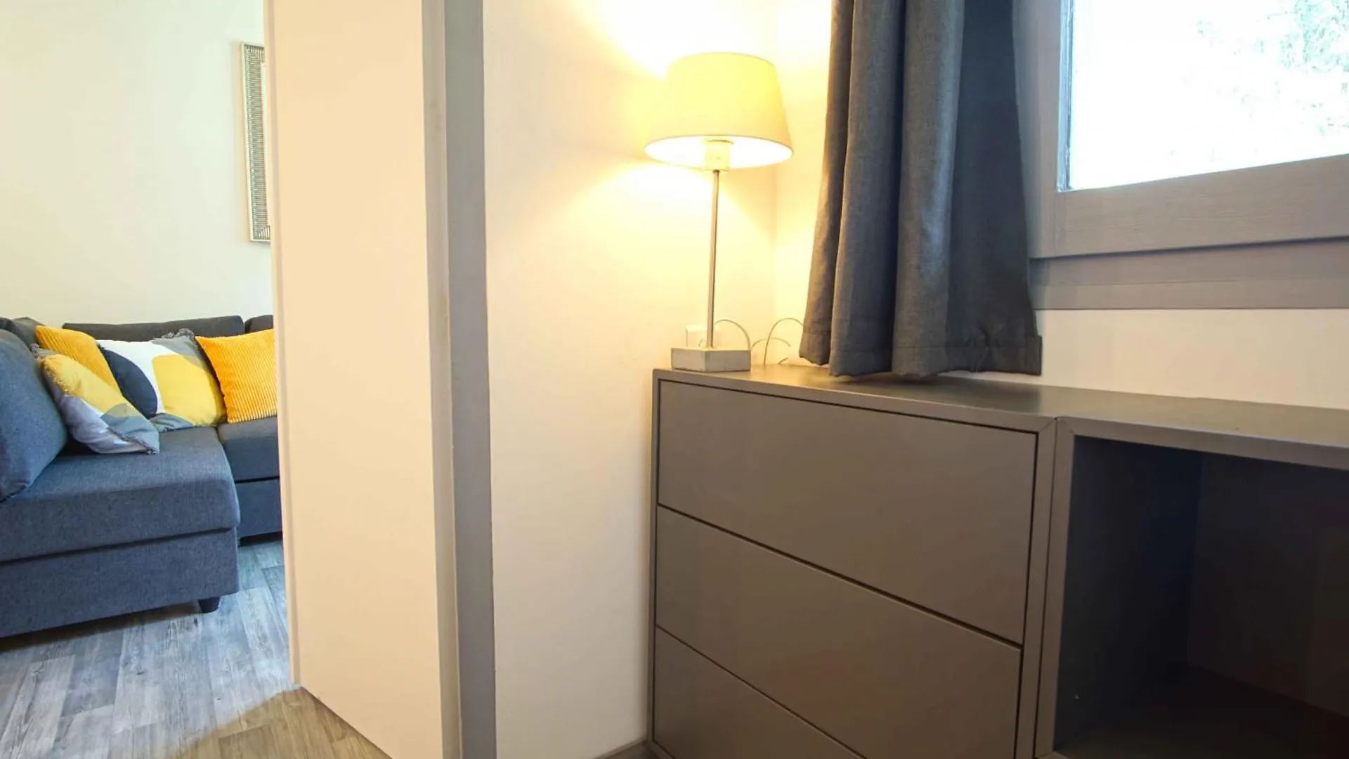 Apartment Snowline: Residence Chamois Blanc Chamonix